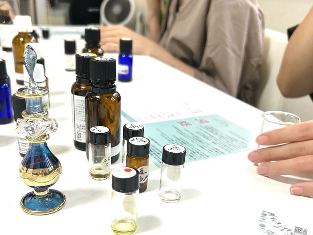 �����r�ɍ��킹������������悵�A�D�������������̍Č��Ƀ`�������W����������܂��B_Eucalyblue aroma.t ����