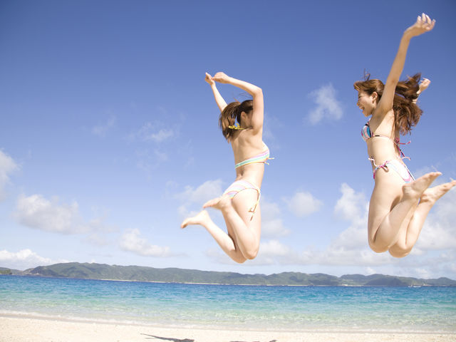 �������}����