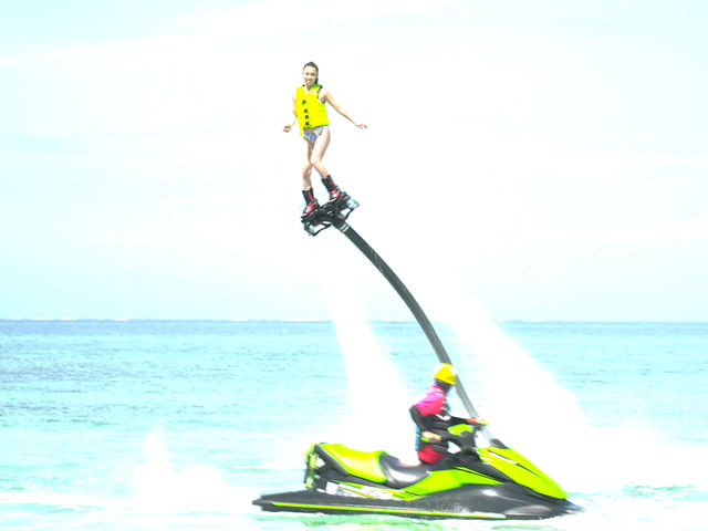 �������}����