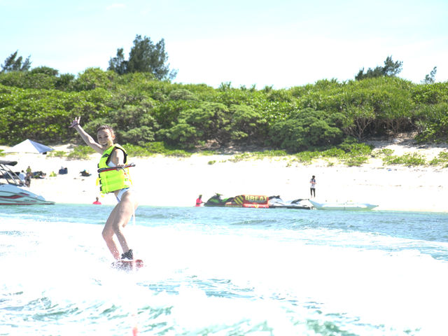 �������}����