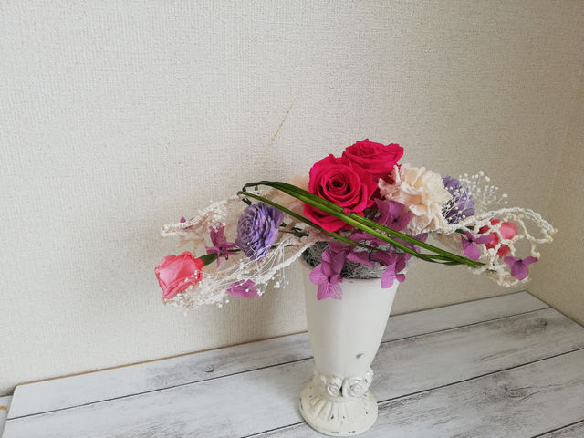 �R�~���j�P�[�V�����t�����[�f�U�C������