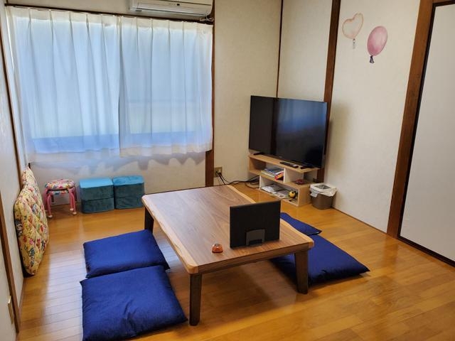 �B��ƃL�b�`�� Oto Lama