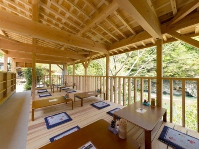 ���������X  ����