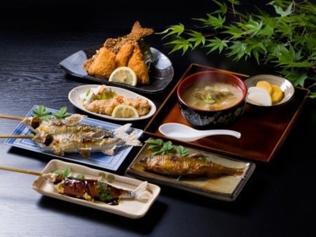 ���������X  ����