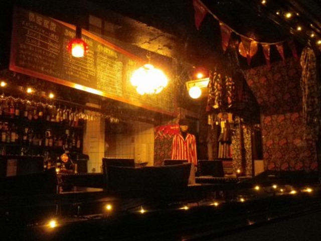 CvNXEW Ipcress Lounge̎ʐ^1