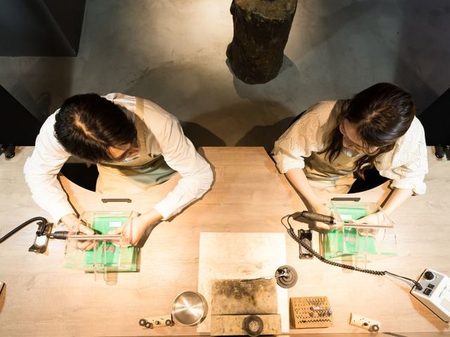 �y�D�y�̎���V���o�[�l�b�N���X�E�o���O���z����ō�Ƃ���p����ۓI�B�W���Ɗy��������������H�[�̋�C���B_�H�[Smith�D�y�{�X