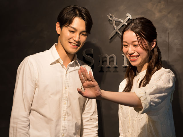 �y�D�y�̎���V���o�[�l�b�N���X�E�o���O���z�ӂ���̏Ί炪�f����t�H�g�X�|�b�g�B����L�O���̎v���o�Â���ɂ҂�����B_�H�[Smith�D�y�{�X