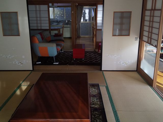 8���6���2�ԑ����B_�`�r�b�R �����R���]�[�g sarari