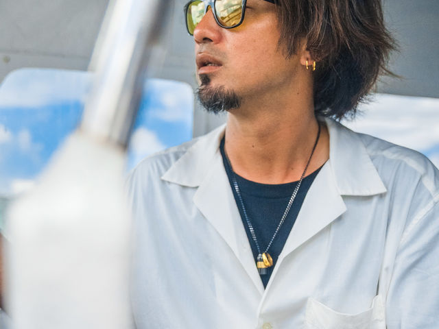 �C�M�}����