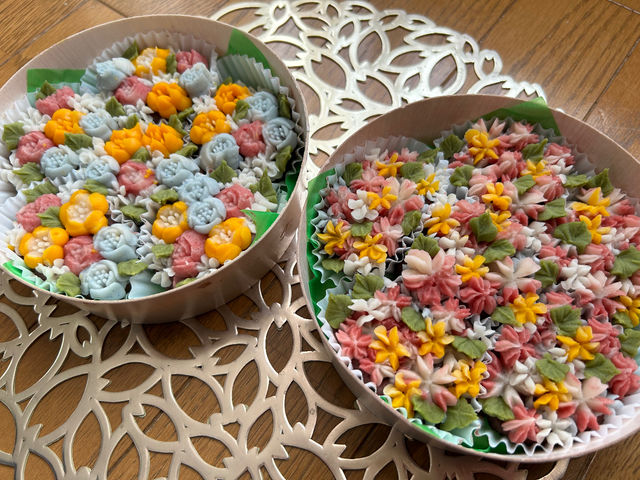 ���ԍi��̌��ł͂��̗l�Ȃ���ς��͂��������ł��܂��B_�t�����[�X�C�[�c �|�m