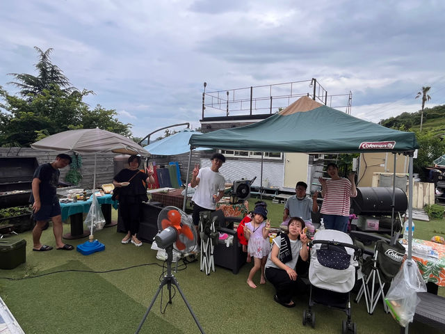 �q�������l�܂Ŋy���߂��Ⴄ
���S���S�����b�g�[�ɂ��Ă���܂�_Ajiura Base Camp (ABC)