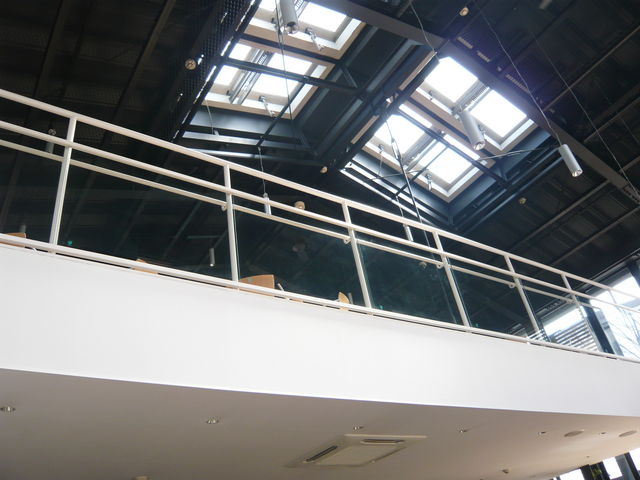 ���E�e���b�c�@���m��