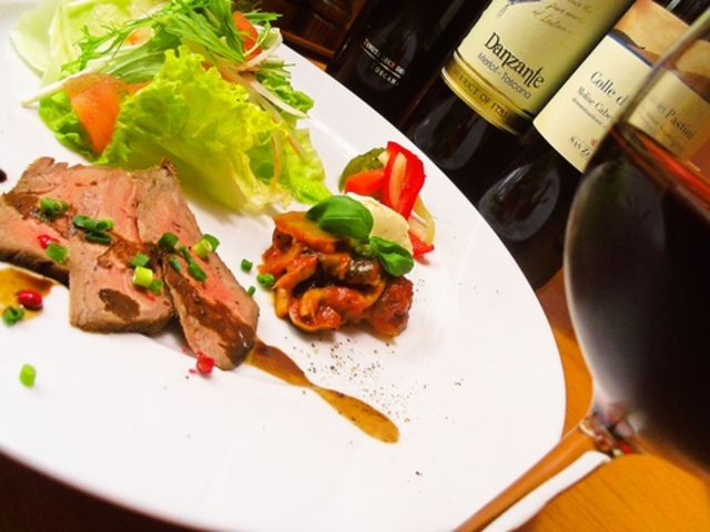 Italian Food Bar Mangiare }W[̎ʐ^1