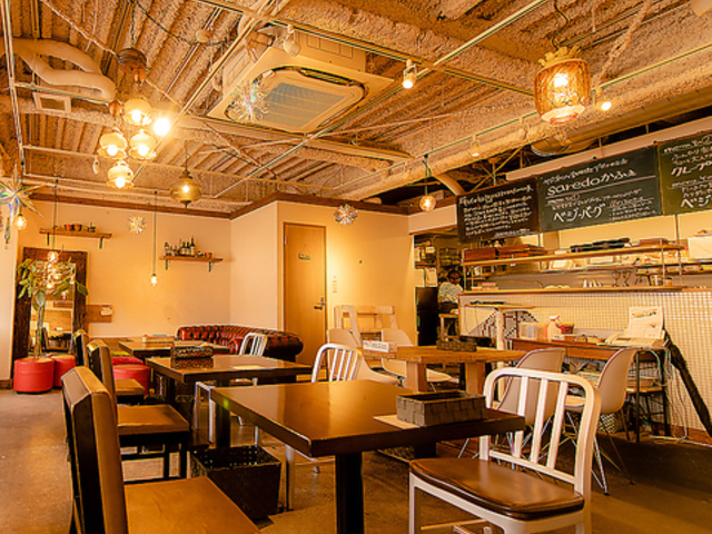 saredoӂ ǂӂ &DINING̎ʐ^1