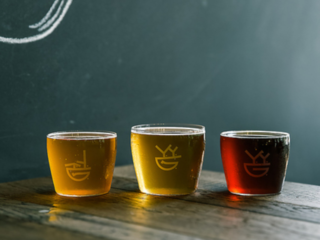 CCW[t@Ng[ Y.Y.G. FACTORY̎ʐ^1