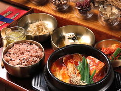 Korean food&cafe  ؒ ta-yon̎ʐ^1