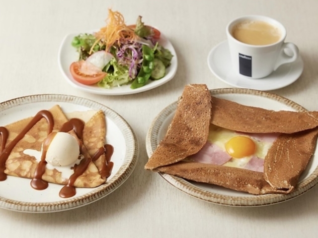 CREPERIE CAFE Kbg AILES G̎ʐ^1