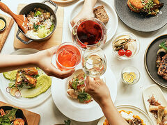 WPU DINING HAKONE _u[s[[_CjOnRl̎ʐ^1