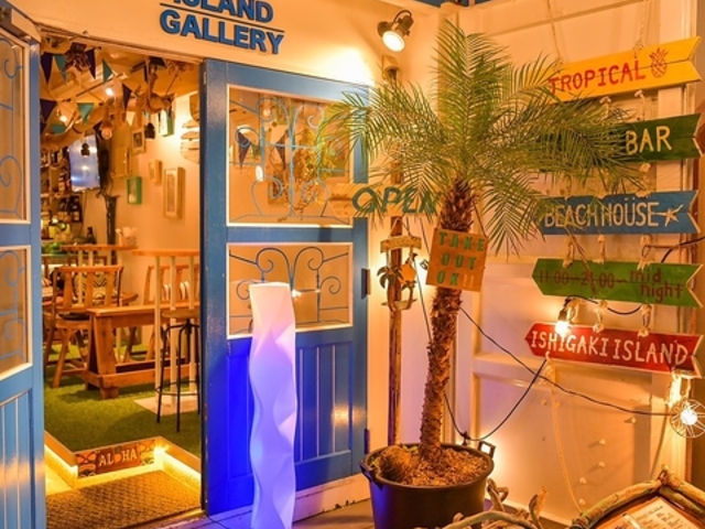 ISLAND@GALLERY̎ʐ^1