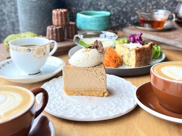 CAFE FLIGHT LOUNGE �J�t�F�t���C�g���E���W�̎ʐ^1