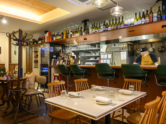 SUGAR RAY DINING&BAR �V���K�[ ���C �_�C�j���O �A���h �o�[�̎ʐ^1