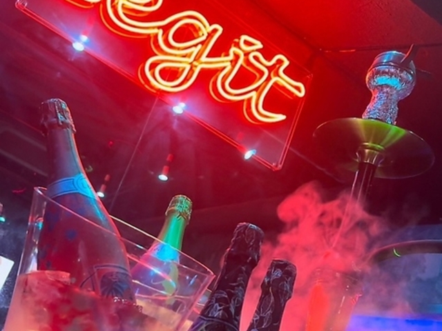 Shisha Cafe&Bar Legit V[V JtFAho[ Wbg̎ʐ^1