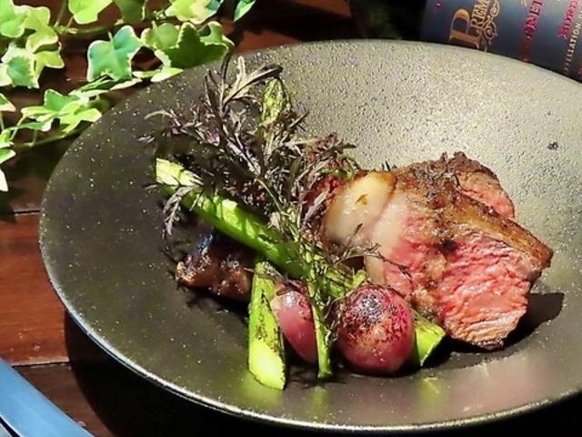 ~C rXgEC^A iCebh̎ʐ^1