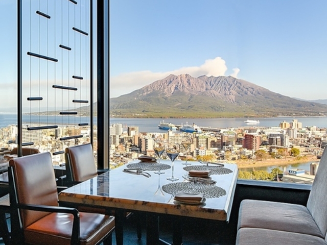 VFg OXg FLYING HOG GRILL̎ʐ^1