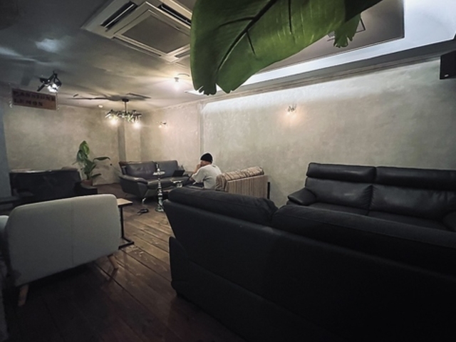 Shisha CafeBar FAMILIAR̎ʐ^1
