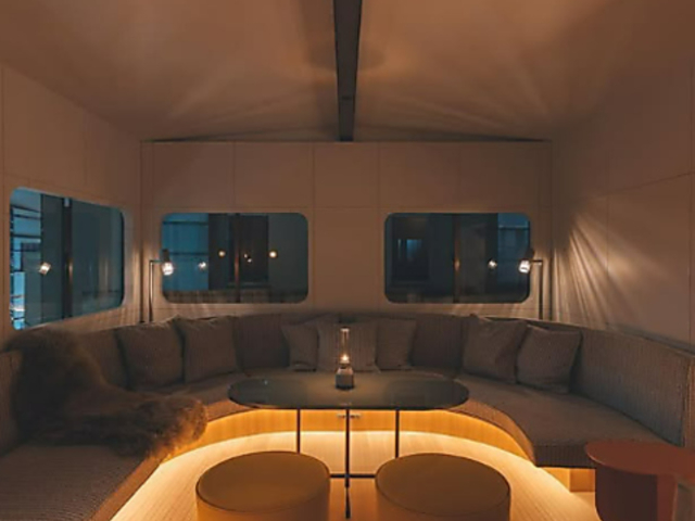 Cafe and Shisha Bar Yellow JtFAhV[Vo[CG[̎ʐ^1