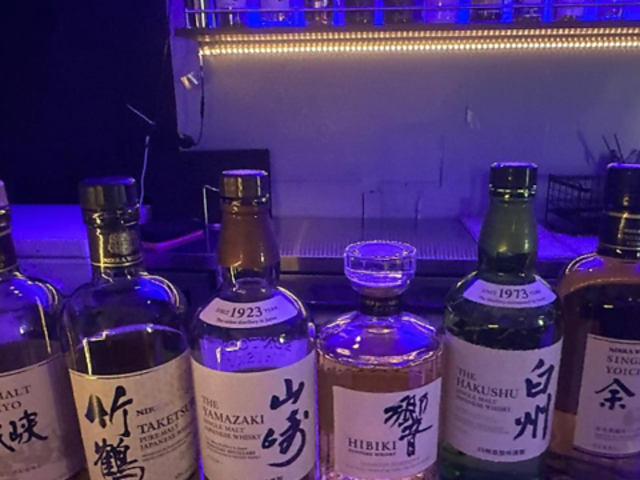 SHOT BAR WHITE Vbg o[ zCg̎ʐ^1