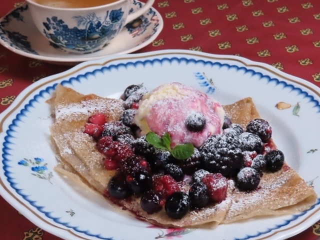 Creperie cafe Hanasaku �N���[�v���[ �J�t�F �n�i�T�N�̎ʐ^1