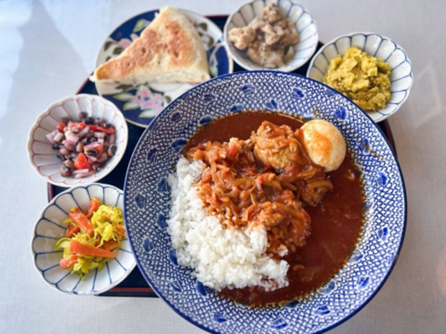 Mahanaim Cafe �}�n�i�C���J�t�F�̎ʐ^1