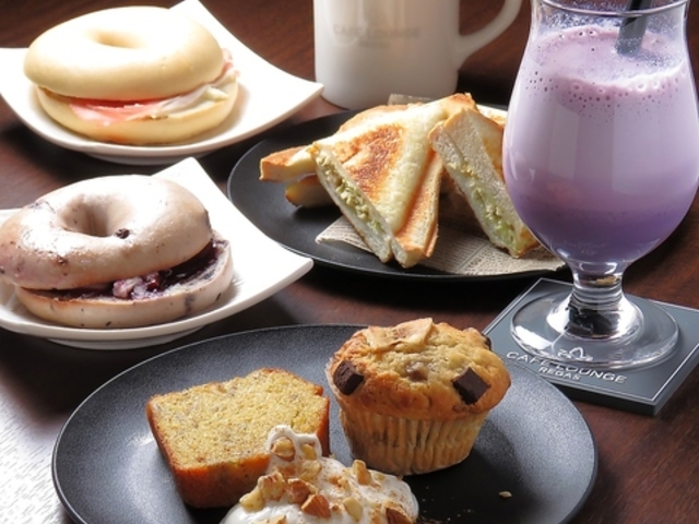 REGAS CAFE LOUNGE ���K�X�J�t�F���E���W�̎ʐ^1