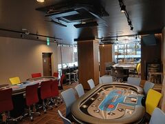 POKER&Bar Seven Deuce �Z�u���f�E�X�̎ʐ^1