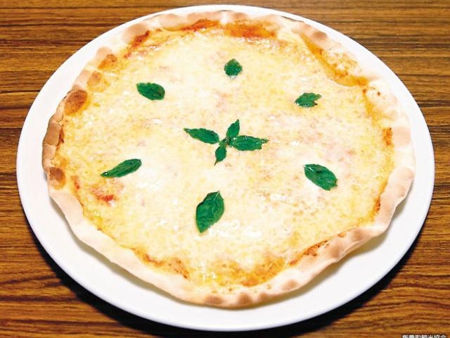 �_�ƃ��X�g�����G���x�@�s�b�c�_�_�ƃ��X�g���� �G���x