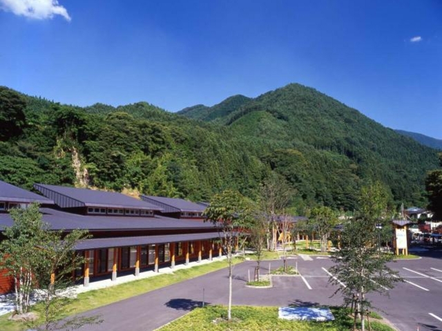 しゃくなげの湯外観_南郷温泉しゃくなげの湯