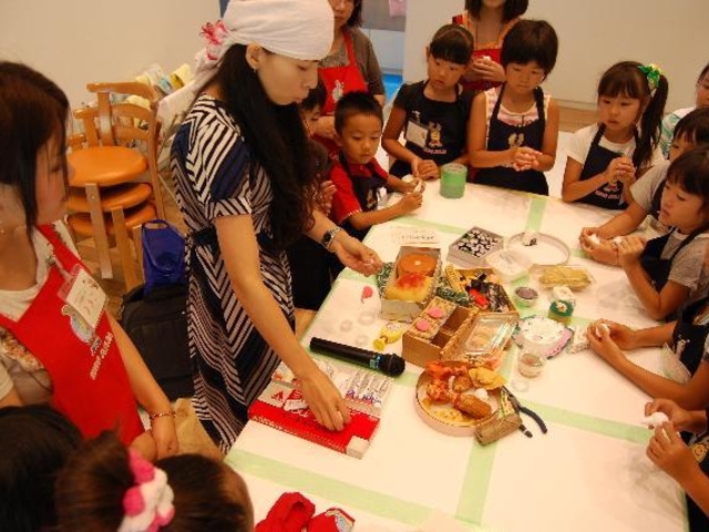 ���[�N�V���b�v�̗l�q_����s���A�[�g�M�������[�A�g���A