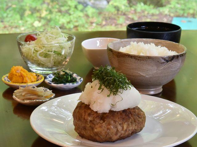 JtF̐lCj[uÂ̋no[OZbgv_ӂ邳Ɗw