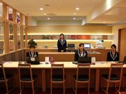 �ߓS�S�ݓX���ׂ̃n���J�X�ߓS�{�X Foreign Customer's Salon�̎ʐ^3