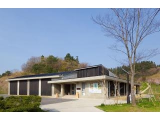 ���j�ՌÒÔ����R�E�퐶�̋u�W���ق̎ʐ^1