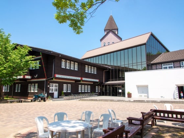 ������܃t�@�[�}�[�Y�E�}�[�P�b�g�@�m�[�X���B���b�W�̎ʐ^1