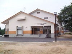 �哤���H�̌��{�݂̎ʐ^1