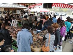 �Ìy���R�ā@�t�̓���܂�̎ʐ^1