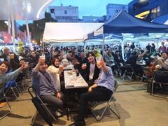 �r�A�t�F�X�ӂ����܁` �p���[�A�b�v�����N���t�g�r�[���̃��C���i�b�v!!�t�[�h�u�[�X������ɏ[��!!�`�̎ʐ^1