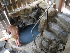 響８８さんの湯の峰温泉公衆浴場・つぼ湯への投稿写真1
