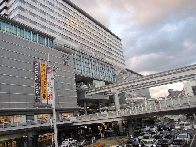 2013�N11��20���B�e�j
���q�w�r���E�A�~���v���U���q�̊O�ςł��B_�A�~���v���U���q