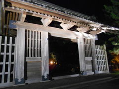 Ɓ[邳̐΋LOقւ̓eʐ^1