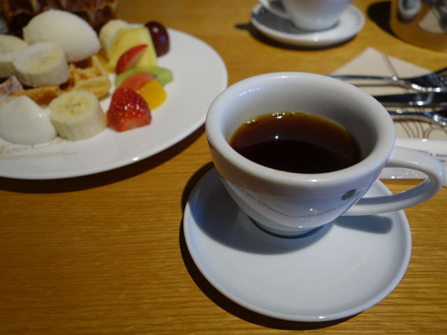 R[q[AbtƂɔłB_TARO@CAFE