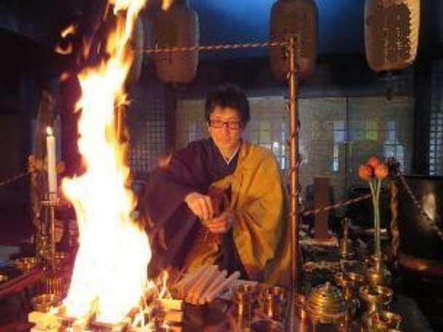 �얀�͔ϔY��R�₵�A�����{�A����F��̂��߂ɁB_���v���c�R�@�^��